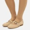 MTNG Merceditas - Bailarinas Con Hebilla - Beige -Mtng Ventas 0908e94e2728427289229d3dd351dec6