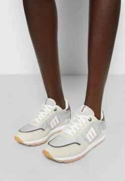 MTNG Sai - Zapatillas - Loto Gris Claro/Neil Malva -Mtng Ventas 13229bb01e0e445385e214e1ef95db95