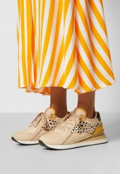 MTNG Golden - Zapatillas - Gaux Arena -Mtng Ventas 22ae0b390c7548f381e886a5367e29f1