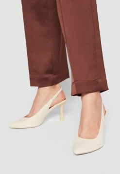 MTNG Violet - Tacones - Nilino Arena