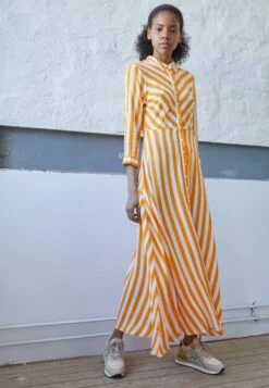 MTNG Golden - Zapatillas - Gaux Arena -Mtng Ventas 3f59734c2c5d43ec9cc6552cc13b401e