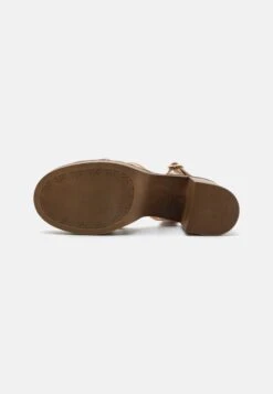 MTNG Sixties - Zuecos - Beige -Mtng Ventas 65bdc92928b94e73a0b269690d69e70f