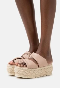 MTNG Tessa - Sandalias - Guanshun Maquillaje