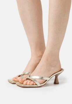 MTNG Annie - Sandalias De Dedo - Champagne