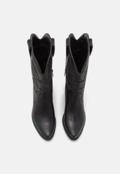 MTNG Tanubis - Botas Camperas - Black -Mtng Ventas 9e750309474346809e306ebd0d141a4d