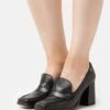 MTNG Porto - Tacones - Black
