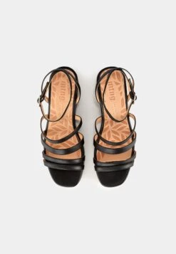 MTNG Lou - Sandalias Con Plataforma - Black -Mtng Ventas f1fabf351447452aa46758c0d4b4ebab