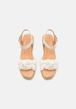 MTNG Sandalias Con Plataforma - Empolvado Hielo -Mtng Ventas ff42db1731a942c1a563a47fda170c58